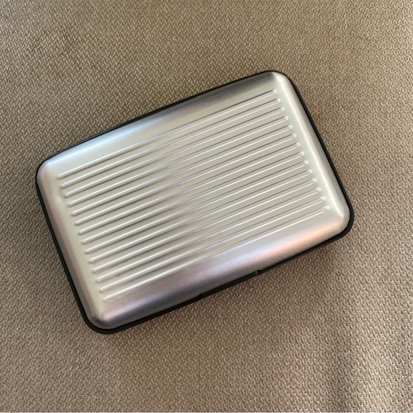 Business Card Holder Silver - Brandnew - Picture 7 of 7